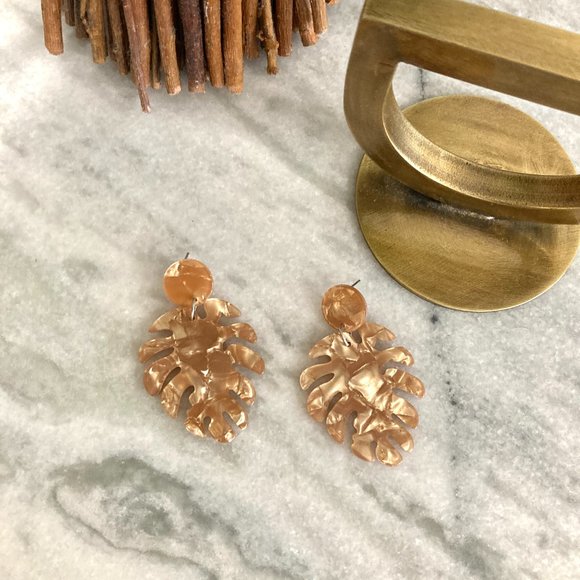 Monstera Leaf Tropical Golden Bronze Resin Tortoise Shell Earrings - Picture 3 of 5